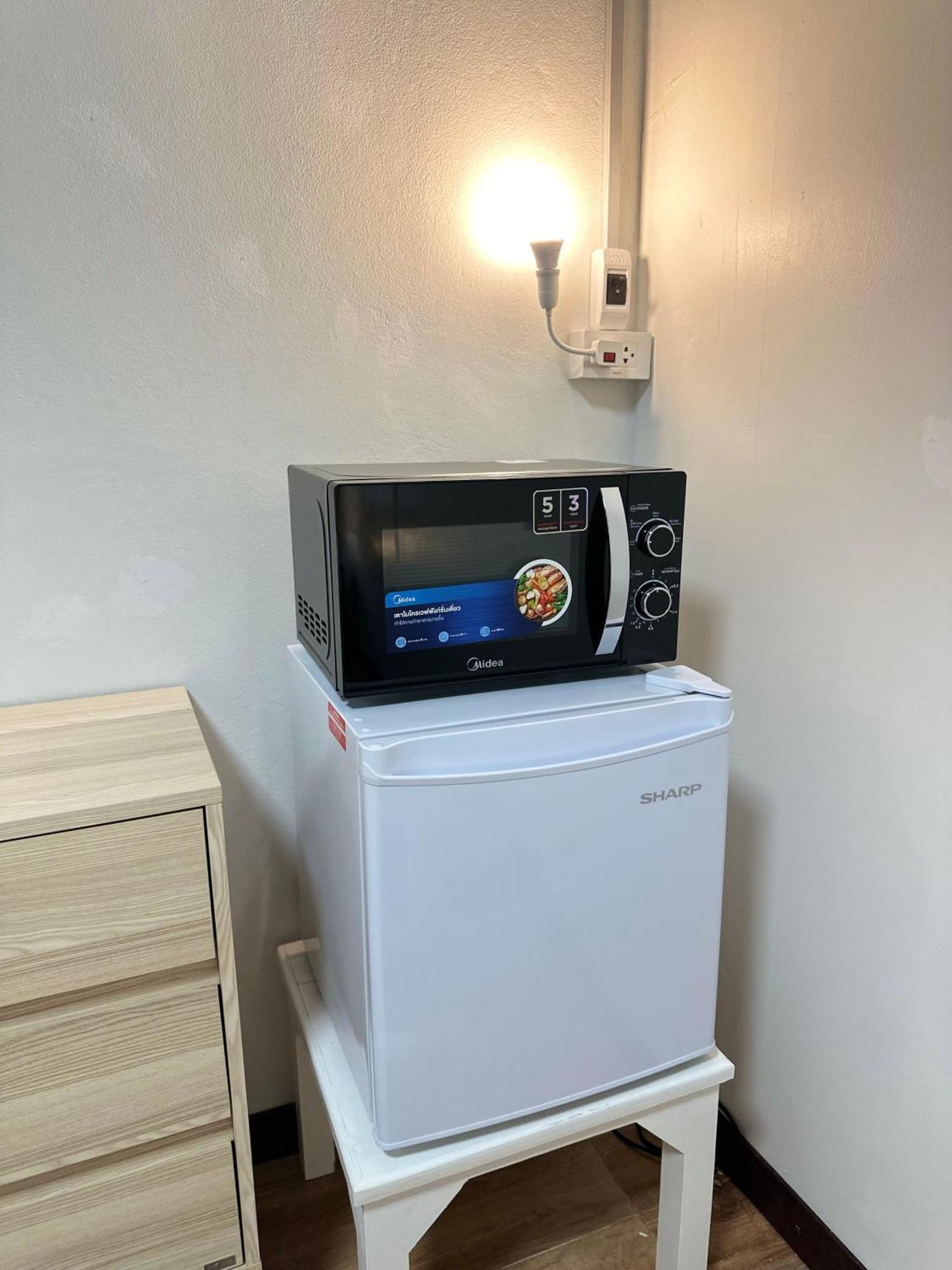Service Apartment ห้อง102 ใจกลางเมืองใกล้แหล่งท่องเที่ยว Lampang Exterior foto